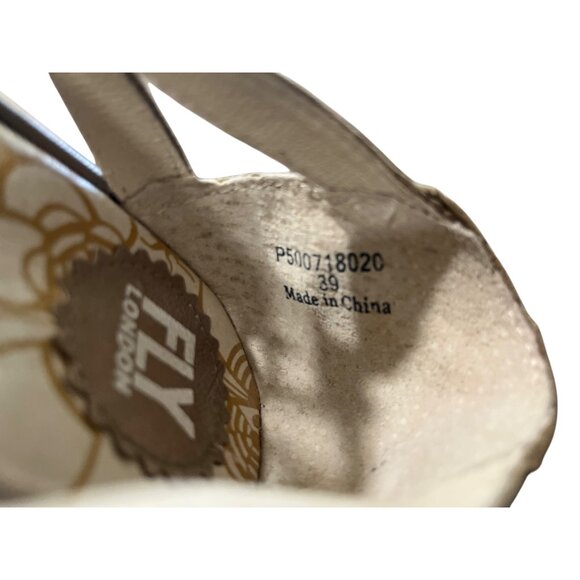 Fly London Yadi Wedge Sandal Leather Cutout Open Toe Taupe Womens 39 / US 8-8.5 - Picture 8 of 10